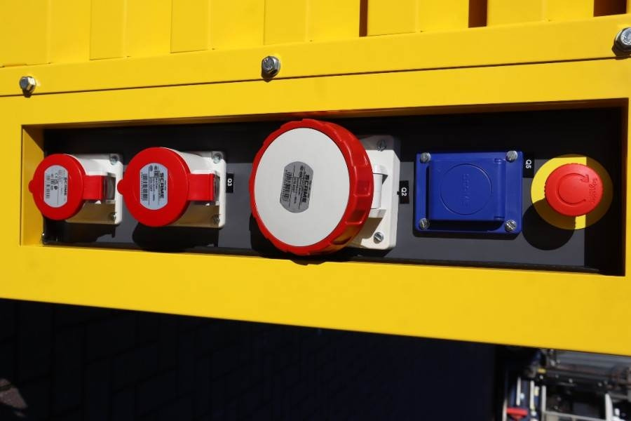 Atlas Copco QAS 40 ST3 Valid inspection, *Guarantee! Diesel, 4 - Generatorski set: slika Atlas Copco QAS 40 ST3 Valid inspection, *Guarantee! Diesel, 4 - Generatorski set Atlas Copco QAS 40 ST3 Valid inspection, *Guarantee! Diesel, 4 - Generatorski set: slika Atlas Copco QAS 40 ST3 Valid inspection, *Guarantee! Diesel, 4 - Generatorski set