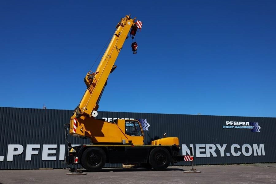 Demag AC30 City Diesel, 4x4x4 Drive, 30t Capacity, 25m M - Autodizalica za sve terene: slika Demag AC30 City Diesel, 4x4x4 Drive, 30t Capacity, 25m M - Autodizalica za sve terene Demag AC30 City Diesel, 4x4x4 Drive, 30t Capacity, 25m M - Autodizalica za sve terene: slika Demag AC30 City Diesel, 4x4x4 Drive, 30t Capacity, 25m M - Autodizalica za sve terene