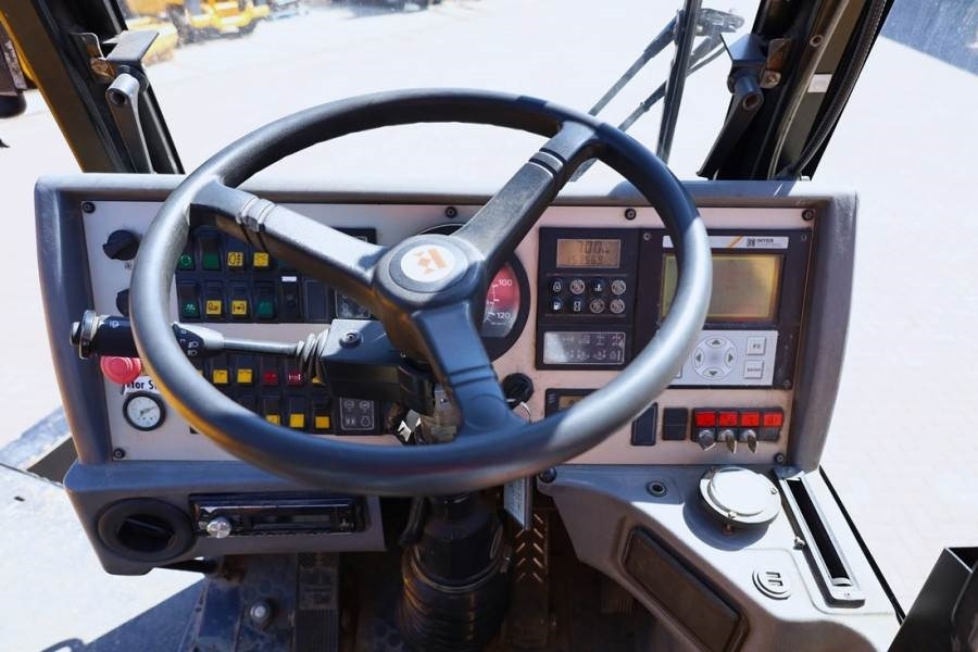 Autodizalica za sve terene Demag AC30 City Diesel, 4x4x4 Drive, 30t Capacity, 25m M: slika Autodizalica za sve terene Demag AC30 City Diesel, 4x4x4 Drive, 30t Capacity, 25m M