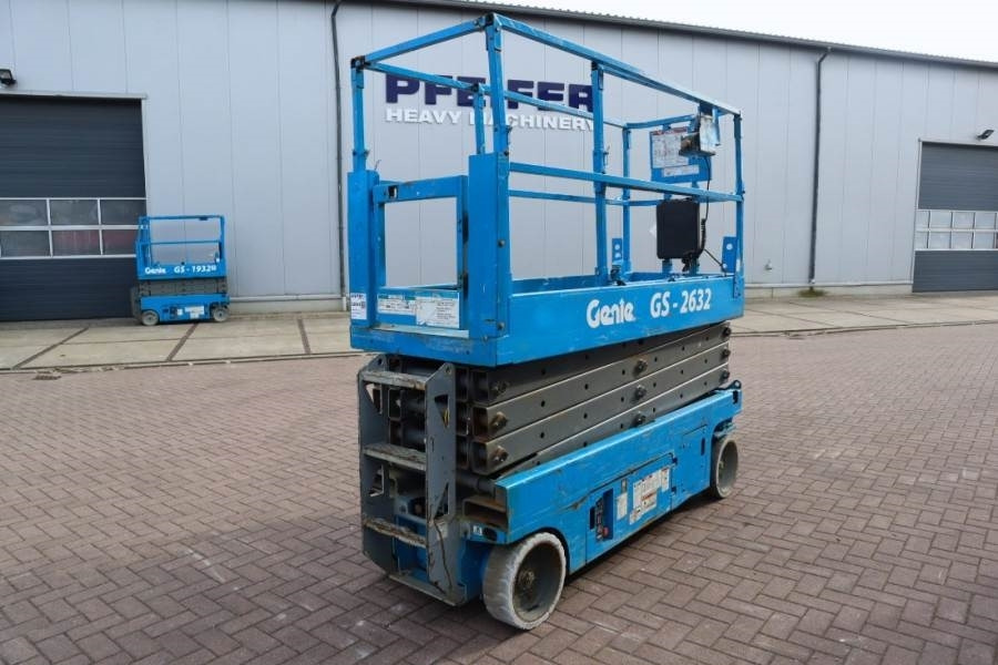 Genie GS2632 Electric, Working Height 10m, 227kg Capacit - Škarasta podizna platforma: slika Genie GS2632 Electric, Working Height 10m, 227kg Capacit - Škarasta podizna platforma Genie GS2632 Electric, Working Height 10m, 227kg Capacit - Škarasta podizna platforma: slika Genie GS2632 Electric, Working Height 10m, 227kg Capacit - Škarasta podizna platforma