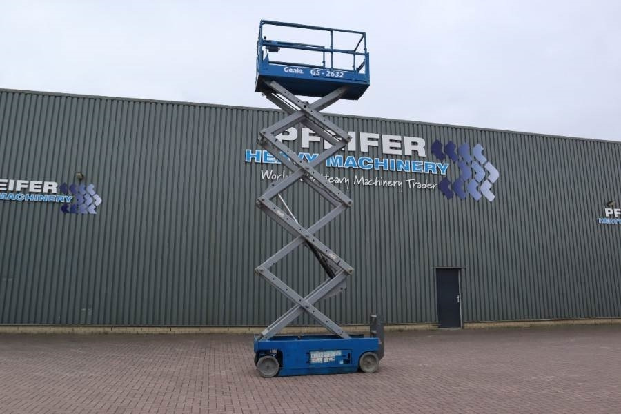 Genie GS2632 Electric, Working Height 10m, 227kg Capacit - Škarasta podizna platforma: slika Genie GS2632 Electric, Working Height 10m, 227kg Capacit - Škarasta podizna platforma Genie GS2632 Electric, Working Height 10m, 227kg Capacit - Škarasta podizna platforma: slika Genie GS2632 Electric, Working Height 10m, 227kg Capacit - Škarasta podizna platforma