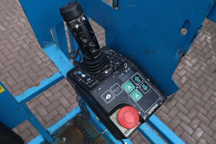 Genie GS2646 Electric, Working Height 9.80m, Capacity 45 - Škarasta podizna platforma: slika Genie GS2646 Electric, Working Height 9.80m, Capacity 45 - Škarasta podizna platforma Genie GS2646 Electric, Working Height 9.80m, Capacity 45 - Škarasta podizna platforma: slika Genie GS2646 Electric, Working Height 9.80m, Capacity 45 - Škarasta podizna platforma