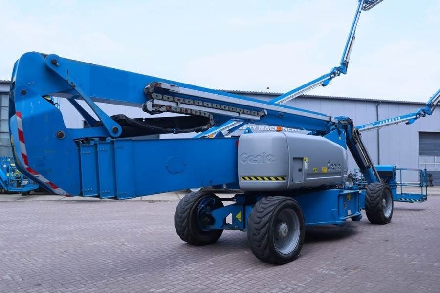 Genie ZX135/70 Diesel, 4x4x4 Drive, 43m Working Height, - Zglobni krak: slika Genie ZX135/70 Diesel, 4x4x4 Drive, 43m Working Height, - Zglobni krak Genie ZX135/70 Diesel, 4x4x4 Drive, 43m Working Height, - Zglobni krak: slika Genie ZX135/70 Diesel, 4x4x4 Drive, 43m Working Height, - Zglobni krak