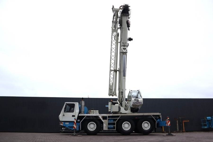 Grove GMK3055 Diesel, 6x6x6, 55t Capacity, 43m Main Boom - Autodizalica za sve terene: slika Grove GMK3055 Diesel, 6x6x6, 55t Capacity, 43m Main Boom - Autodizalica za sve terene Grove GMK3055 Diesel, 6x6x6, 55t Capacity, 43m Main Boom - Autodizalica za sve terene: slika Grove GMK3055 Diesel, 6x6x6, 55t Capacity, 43m Main Boom - Autodizalica za sve terene