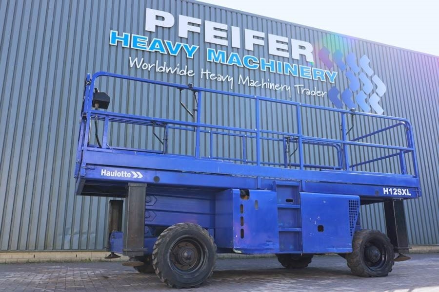 Haulotte H12SXL Diesel, 4x4 Drive, 12m Working Height, 700k - Škarasta podizna platforma: slika Haulotte H12SXL Diesel, 4x4 Drive, 12m Working Height, 700k - Škarasta podizna platforma Haulotte H12SXL Diesel, 4x4 Drive, 12m Working Height, 700k - Škarasta podizna platforma: slika Haulotte H12SXL Diesel, 4x4 Drive, 12m Working Height, 700k - Škarasta podizna platforma