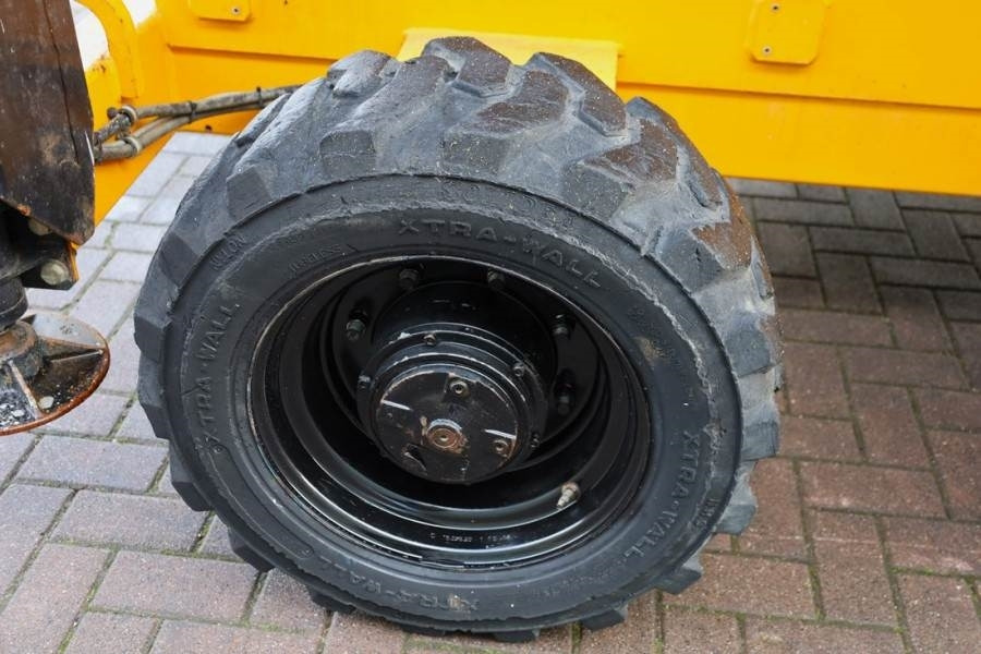 Haulotte H15SXL Diesel, 4x4 Drive, 15m Working Height, 500k - Škarasta podizna platforma: slika Haulotte H15SXL Diesel, 4x4 Drive, 15m Working Height, 500k - Škarasta podizna platforma Haulotte H15SXL Diesel, 4x4 Drive, 15m Working Height, 500k - Škarasta podizna platforma: slika Haulotte H15SXL Diesel, 4x4 Drive, 15m Working Height, 500k - Škarasta podizna platforma