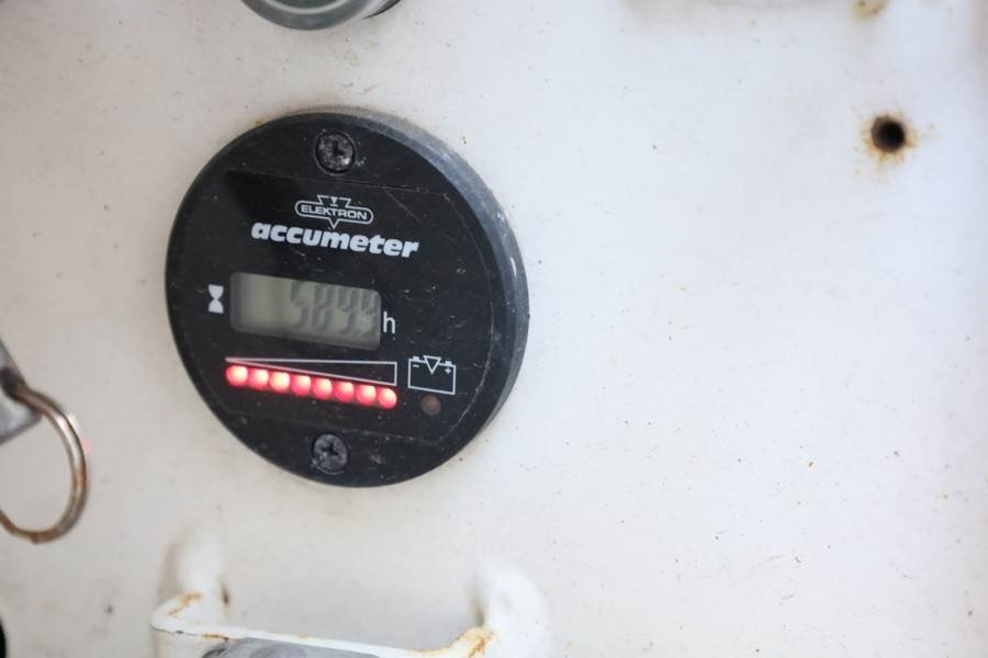 Holland Lift Ecostar HL-11812 Electric, 14m Working Height, 300 - Škarasta podizna platforma: slika Holland Lift Ecostar HL-11812 Electric, 14m Working Height, 300 - Škarasta podizna platforma Holland Lift Ecostar HL-11812 Electric, 14m Working Height, 300 - Škarasta podizna platforma: slika Holland Lift Ecostar HL-11812 Electric, 14m Working Height, 300 - Škarasta podizna platforma