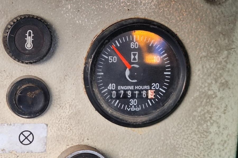 Holland Lift Megastar G300DL30/S Diesel, 4x4x4 Drive, 33.5m Wor - Škarasta podizna platforma: slika Holland Lift Megastar G300DL30/S Diesel, 4x4x4 Drive, 33.5m Wor - Škarasta podizna platforma Holland Lift Megastar G300DL30/S Diesel, 4x4x4 Drive, 33.5m Wor - Škarasta podizna platforma: slika Holland Lift Megastar G300DL30/S Diesel, 4x4x4 Drive, 33.5m Wor - Škarasta podizna platforma