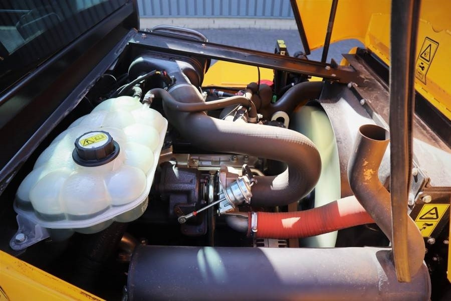 JCB 940-4 T4 Valid inspection, *Guarantee! Diesel, 4x4  - Viličar za teške terene: slika JCB 940-4 T4 Valid inspection, *Guarantee! Diesel, 4x4  - Viličar za teške terene JCB 940-4 T4 Valid inspection, *Guarantee! Diesel, 4x4  - Viličar za teške terene: slika JCB 940-4 T4 Valid inspection, *Guarantee! Diesel, 4x4  - Viličar za teške terene