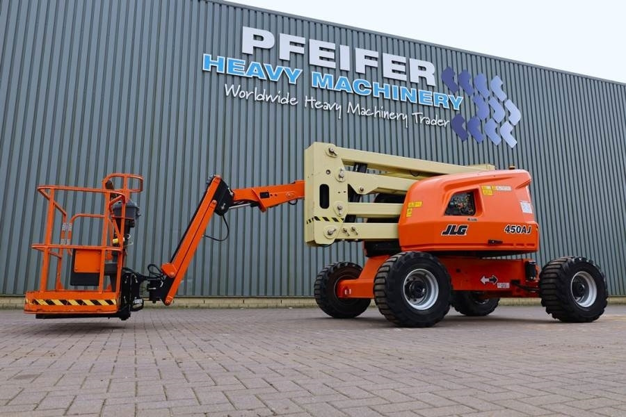 JLG 450AJ Diesel, 4x4 Drive, 16m Working Height, 7.5m - Zglobni krak: slika JLG 450AJ Diesel, 4x4 Drive, 16m Working Height, 7.5m - Zglobni krak JLG 450AJ Diesel, 4x4 Drive, 16m Working Height, 7.5m - Zglobni krak: slika JLG 450AJ Diesel, 4x4 Drive, 16m Working Height, 7.5m - Zglobni krak
