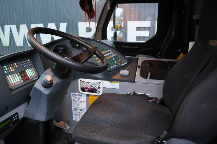 Liebherr MK88 Dutch vehicle registration, Valid inspection, - Toranjska dizalica: slika Liebherr MK88 Dutch vehicle registration, Valid inspection, - Toranjska dizalica Liebherr MK88 Dutch vehicle registration, Valid inspection, - Toranjska dizalica: slika Liebherr MK88 Dutch vehicle registration, Valid inspection, - Toranjska dizalica