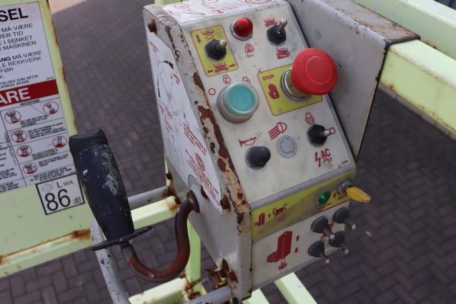 MEC 3392RT-T Diesel, 4x4 Drive, 12m Working Height, 12 - Škarasta podizna platforma: slika MEC 3392RT-T Diesel, 4x4 Drive, 12m Working Height, 12 - Škarasta podizna platforma MEC 3392RT-T Diesel, 4x4 Drive, 12m Working Height, 12 - Škarasta podizna platforma: slika MEC 3392RT-T Diesel, 4x4 Drive, 12m Working Height, 12 - Škarasta podizna platforma