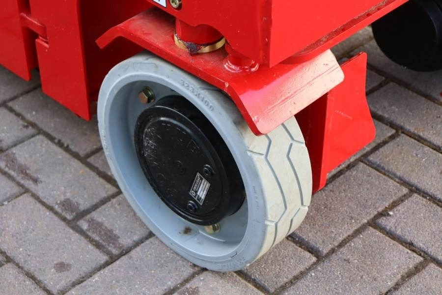 Magni ES0807EP New And Available Directly From Stock, El - Škarasta podizna platforma: slika Magni ES0807EP New And Available Directly From Stock, El - Škarasta podizna platforma Magni ES0807EP New And Available Directly From Stock, El - Škarasta podizna platforma: slika Magni ES0807EP New And Available Directly From Stock, El - Škarasta podizna platforma