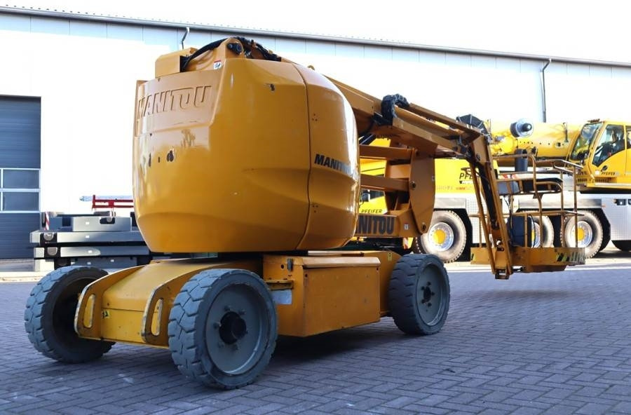 Manitou 150AETJ Compact Electric, 15m Working Height, 6.5m - Zglobni krak: slika Manitou 150AETJ Compact Electric, 15m Working Height, 6.5m - Zglobni krak Manitou 150AETJ Compact Electric, 15m Working Height, 6.5m - Zglobni krak: slika Manitou 150AETJ Compact Electric, 15m Working Height, 6.5m - Zglobni krak