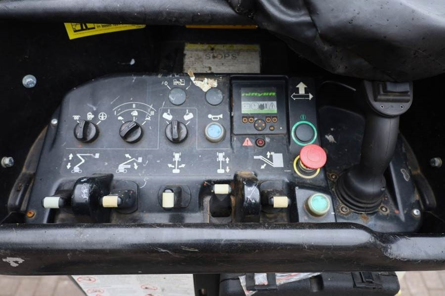 Niftylift HR17N Hybrid MK3 Hybrid Battery & Diesel, 17m Work - Zglobni krak: slika Niftylift HR17N Hybrid MK3 Hybrid Battery & Diesel, 17m Work - Zglobni krak Niftylift HR17N Hybrid MK3 Hybrid Battery & Diesel, 17m Work - Zglobni krak: slika Niftylift HR17N Hybrid MK3 Hybrid Battery & Diesel, 17m Work - Zglobni krak