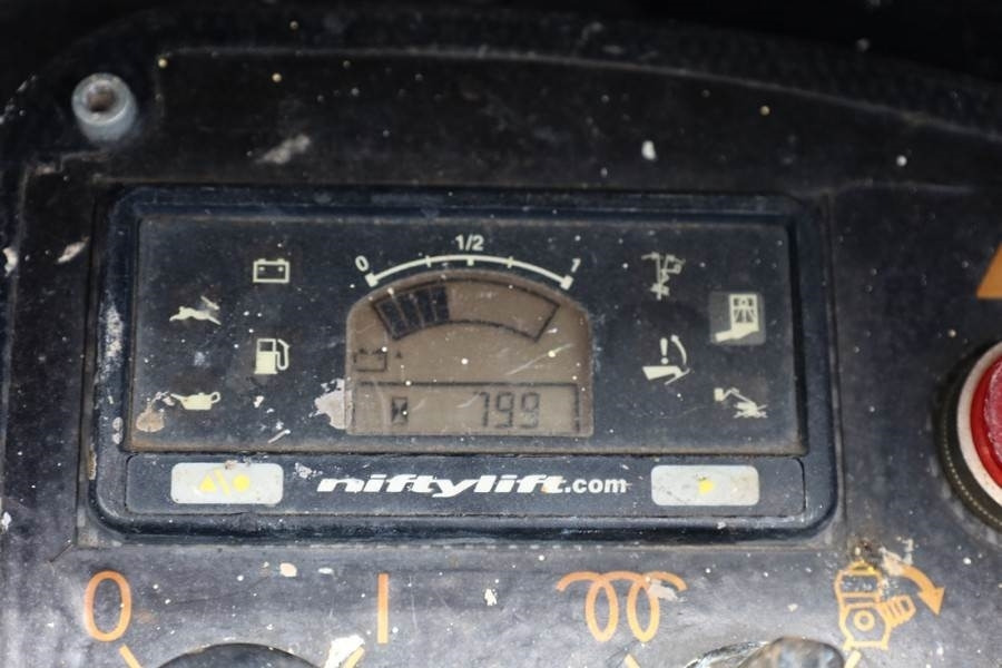 Zglobni krak Niftylift HR21 HYBRID Hybrid, 4x4 Drive, 21m Working Height,: slika Zglobni krak Niftylift HR21 HYBRID Hybrid, 4x4 Drive, 21m Working Height, Zglobni krak Niftylift HR21 HYBRID Hybrid, 4x4 Drive, 21m Working Height,: slika Zglobni krak Niftylift HR21 HYBRID Hybrid, 4x4 Drive, 21m Working Height,