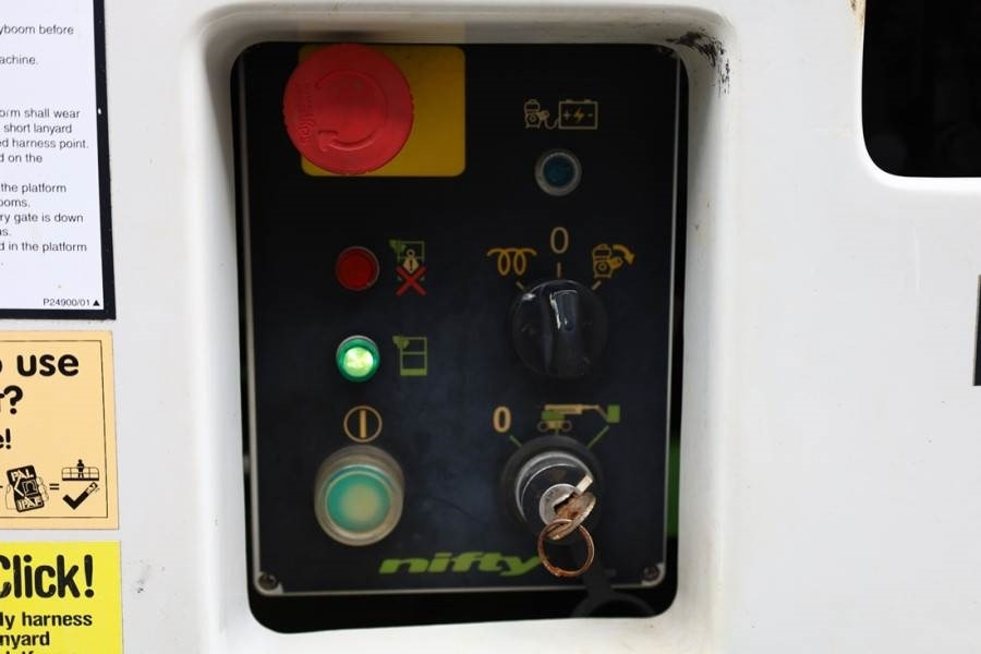 Zglobni krak Niftylift HR21 HYBRID Hybrid, 4x4 Drive, 21m Working Height,: slika Zglobni krak Niftylift HR21 HYBRID Hybrid, 4x4 Drive, 21m Working Height, Zglobni krak Niftylift HR21 HYBRID Hybrid, 4x4 Drive, 21m Working Height,: slika Zglobni krak Niftylift HR21 HYBRID Hybrid, 4x4 Drive, 21m Working Height,