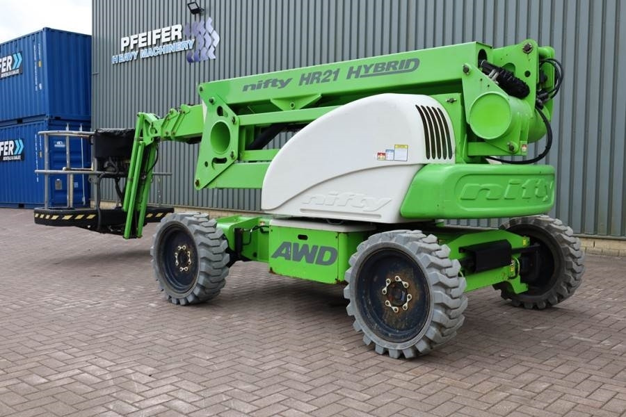 Zglobni krak Niftylift HR21 HYBRID Hybrid, 4x4 Drive, 21m Working Height,: slika Zglobni krak Niftylift HR21 HYBRID Hybrid, 4x4 Drive, 21m Working Height, Zglobni krak Niftylift HR21 HYBRID Hybrid, 4x4 Drive, 21m Working Height,: slika Zglobni krak Niftylift HR21 HYBRID Hybrid, 4x4 Drive, 21m Working Height,