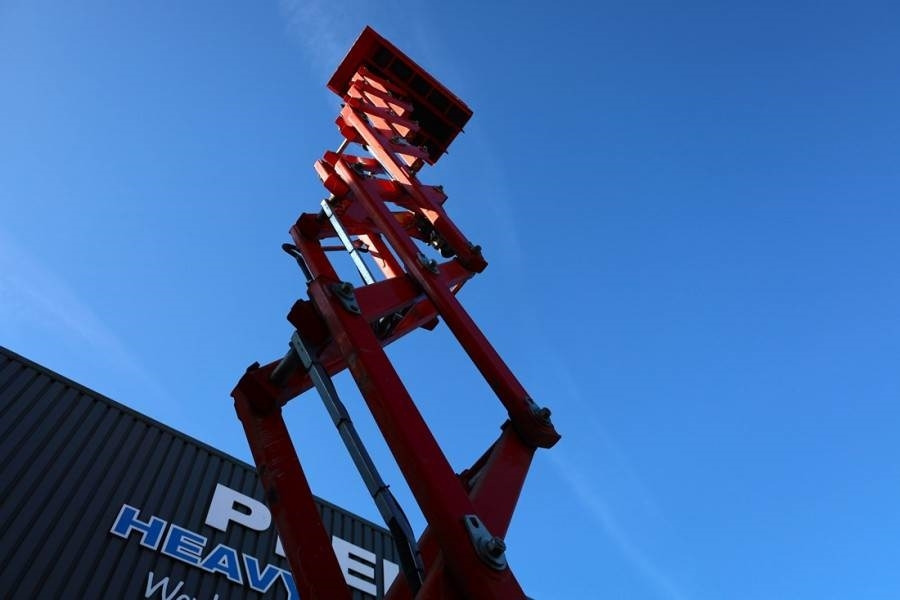 Škarasta podizna platforma PB LIFT S171-16E Electric, 17.3m Working Height, 400k: slika Škarasta podizna platforma PB LIFT S171-16E Electric, 17.3m Working Height, 400k Škarasta podizna platforma PB LIFT S171-16E Electric, 17.3m Working Height, 400k: slika Škarasta podizna platforma PB LIFT S171-16E Electric, 17.3m Working Height, 400k