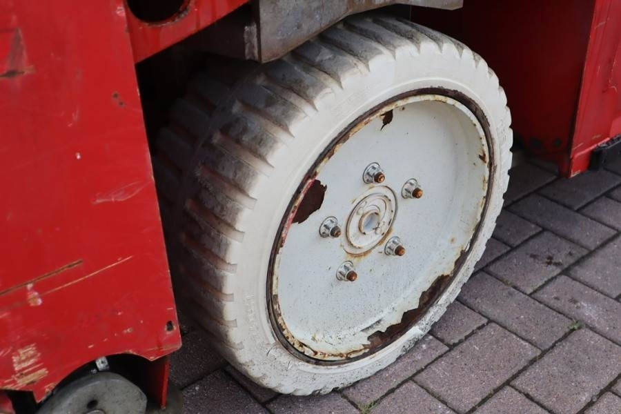 Škarasta podizna platforma PB LIFT S225-12ES Electric, 4x2 Drive, 22.5m Working: slika Škarasta podizna platforma PB LIFT S225-12ES Electric, 4x2 Drive, 22.5m Working Škarasta podizna platforma PB LIFT S225-12ES Electric, 4x2 Drive, 22.5m Working: slika Škarasta podizna platforma PB LIFT S225-12ES Electric, 4x2 Drive, 22.5m Working