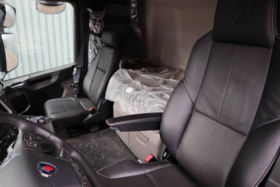 Autodizalica za sve terene Scania R540 B10x4 With Cormach 150tm Crane Valid inspecti: slika Autodizalica za sve terene Scania R540 B10x4 With Cormach 150tm Crane Valid inspecti