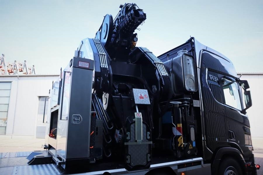 Scania R540 B8X2 Scania 110000-E8F206 A.S.C, Diesel, Eur - Autodizalica za sve terene: slika Scania R540 B8X2 Scania 110000-E8F206 A.S.C, Diesel, Eur - Autodizalica za sve terene Scania R540 B8X2 Scania 110000-E8F206 A.S.C, Diesel, Eur - Autodizalica za sve terene: slika Scania R540 B8X2 Scania 110000-E8F206 A.S.C, Diesel, Eur - Autodizalica za sve terene