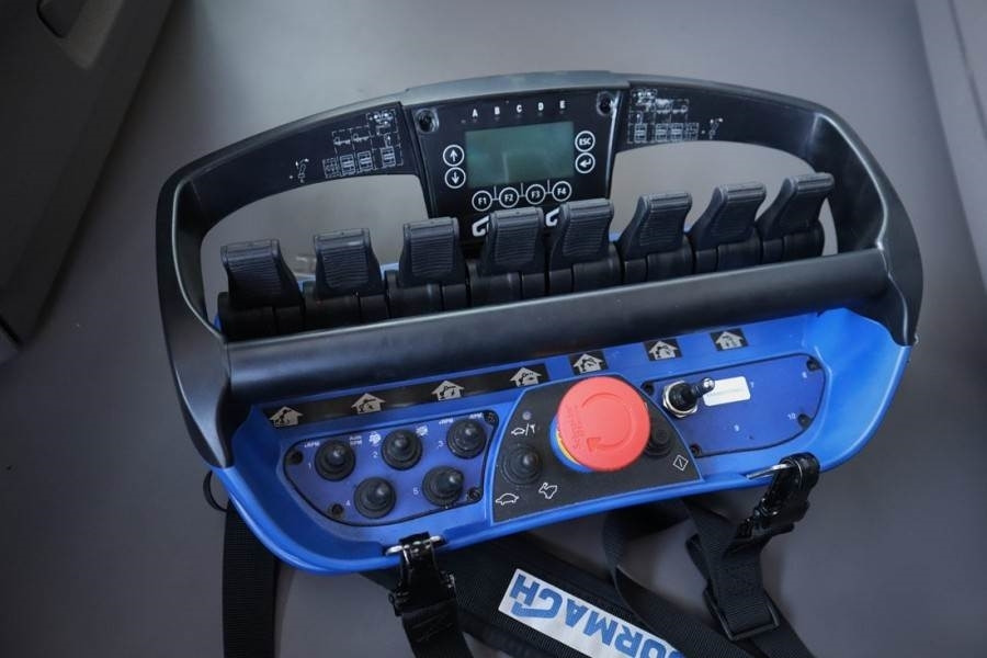 Scania R540 B8X2 With Cormach 110tm Crane Scania 110000-E - Autodizalica za sve terene: slika Scania R540 B8X2 With Cormach 110tm Crane Scania 110000-E - Autodizalica za sve terene Scania R540 B8X2 With Cormach 110tm Crane Scania 110000-E - Autodizalica za sve terene: slika Scania R540 B8X2 With Cormach 110tm Crane Scania 110000-E - Autodizalica za sve terene