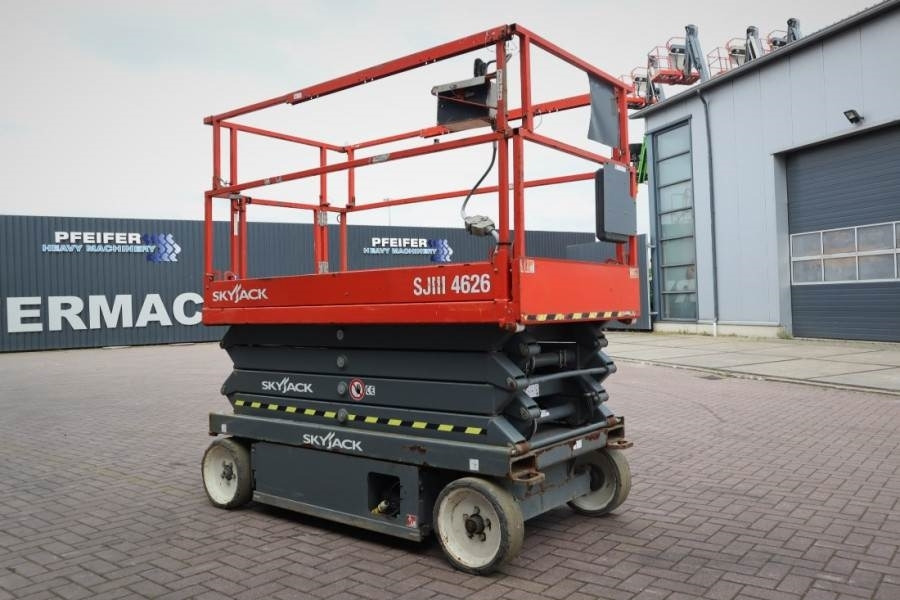 SkyJack SJ4626 ELECTRIC, 10M WORKING HEIGHT, 454KG CAPACIT - Škarasta podizna platforma: slika SkyJack SJ4626 ELECTRIC, 10M WORKING HEIGHT, 454KG CAPACIT - Škarasta podizna platforma SkyJack SJ4626 ELECTRIC, 10M WORKING HEIGHT, 454KG CAPACIT - Škarasta podizna platforma: slika SkyJack SJ4626 ELECTRIC, 10M WORKING HEIGHT, 454KG CAPACIT - Škarasta podizna platforma