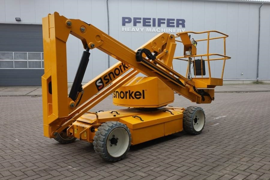 Snorkel A38E Electric, 13.5m Working Height, 6.1m Reach, 2 - Zglobni krak: slika Snorkel A38E Electric, 13.5m Working Height, 6.1m Reach, 2 - Zglobni krak Snorkel A38E Electric, 13.5m Working Height, 6.1m Reach, 2 - Zglobni krak: slika Snorkel A38E Electric, 13.5m Working Height, 6.1m Reach, 2 - Zglobni krak