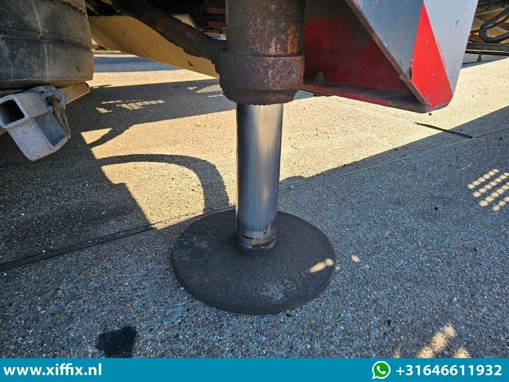 Poluprikolica s niskim utovarivačem Meusburger 3-ass. Semi dieplader met dubbele hydr. Kleppen en hydr. Verstelbare: slika Poluprikolica s niskim utovarivačem Meusburger 3-ass. Semi dieplader met dubbele hydr. Kleppen en hydr. Verstelbare