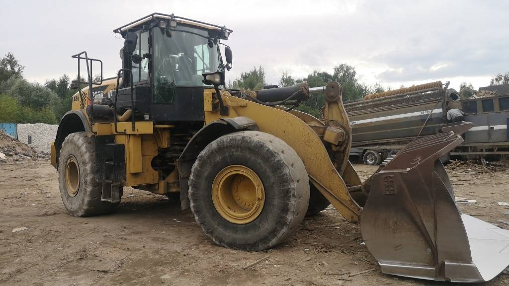 CAT 966 K - Utovarivač na kotačima: slika CAT 966 K - Utovarivač na kotačima CAT 966 K - Utovarivač na kotačima: slika CAT 966 K - Utovarivač na kotačima