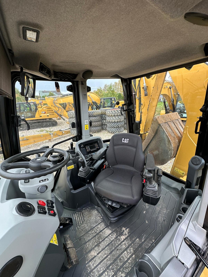 CATERPILLAR 444 - Rovokopač-utovarivač: slika CATERPILLAR 444 - Rovokopač-utovarivač CATERPILLAR 444 - Rovokopač-utovarivač: slika CATERPILLAR 444 - Rovokopač-utovarivač