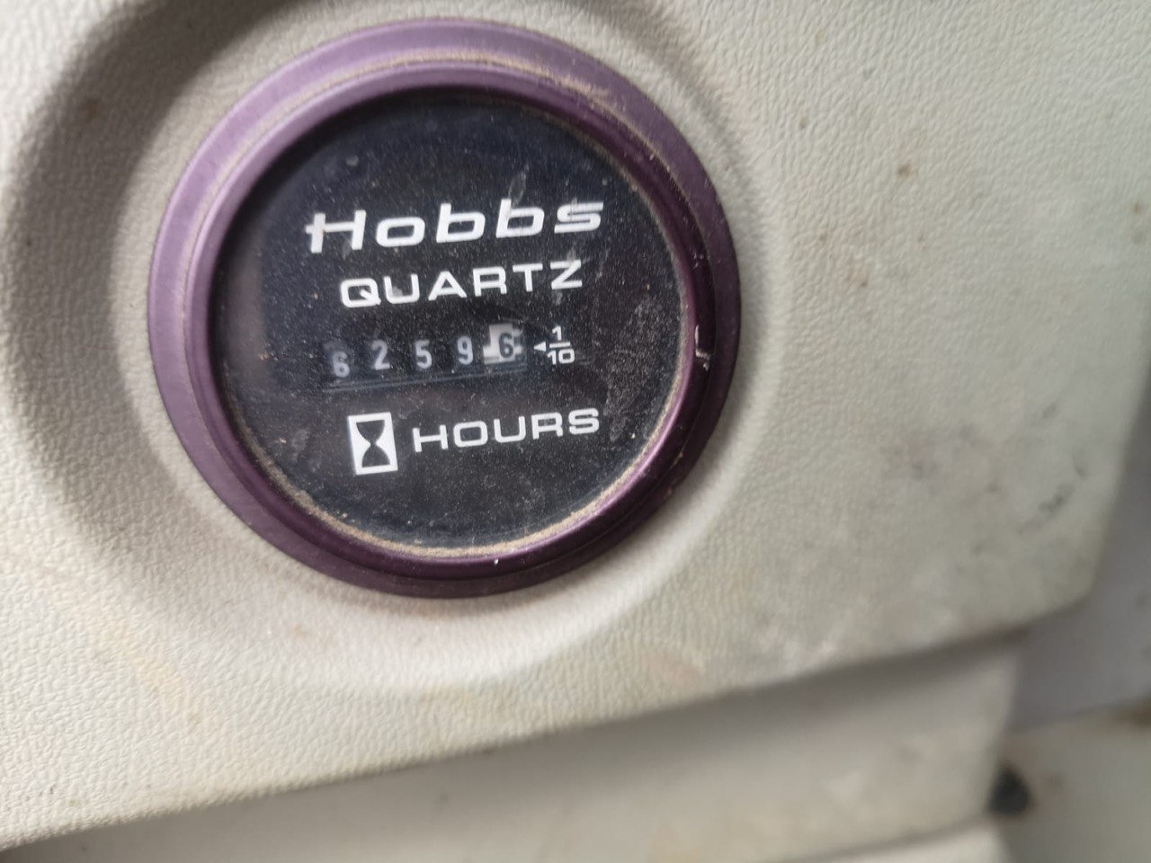 HYUNDAI 210 - Bager na kotačima: slika HYUNDAI 210 - Bager na kotačima HYUNDAI 210 - Bager na kotačima: slika HYUNDAI 210 - Bager na kotačima