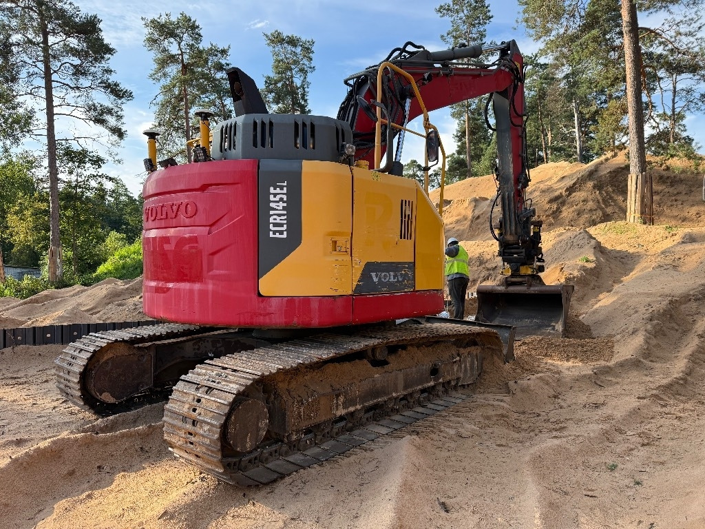 Volvo 145el - Bager gusjeničar: slika Volvo 145el - Bager gusjeničar Volvo 145el - Bager gusjeničar: slika Volvo 145el - Bager gusjeničar