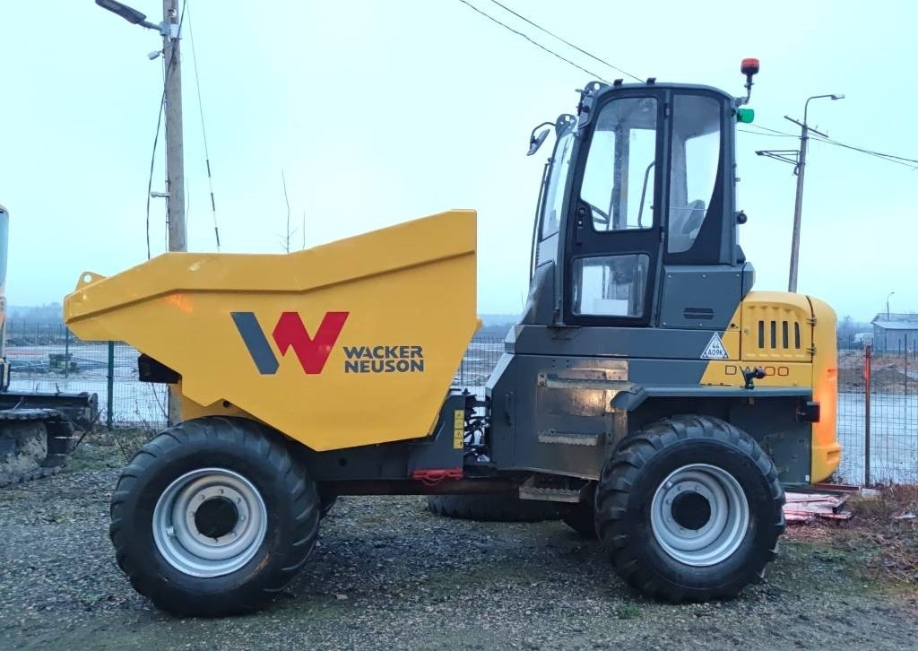 Wacker Neuson DW 100 - Mini istovarivač: slika Wacker Neuson DW 100 - Mini istovarivač Wacker Neuson DW 100 - Mini istovarivač: slika Wacker Neuson DW 100 - Mini istovarivač