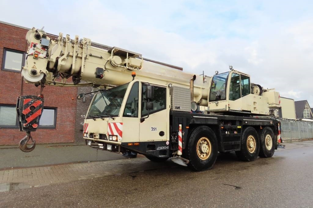 Terex Demag AC 50-1 - Autodizalica za sve terene: slika Terex Demag AC 50-1 - Autodizalica za sve terene Terex Demag AC 50-1 - Autodizalica za sve terene: slika Terex Demag AC 50-1 - Autodizalica za sve terene