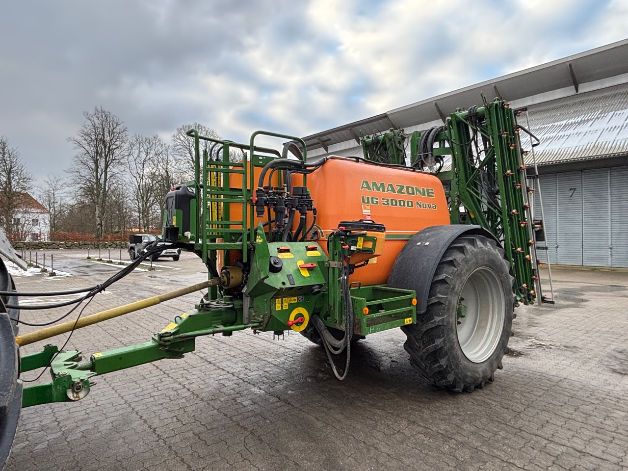 Amazone UG 3000 Nova - Vučena prskalica: slika Amazone UG 3000 Nova - Vučena prskalica Amazone UG 3000 Nova - Vučena prskalica: slika Amazone UG 3000 Nova - Vučena prskalica