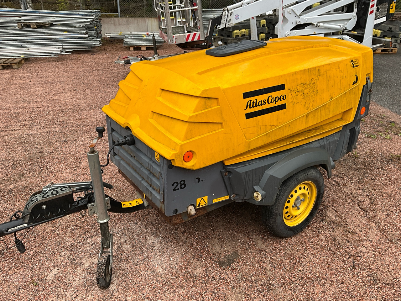 Atlas Copco XAS 47 - Zračni kompresor: slika Atlas Copco XAS 47 - Zračni kompresor Atlas Copco XAS 47 - Zračni kompresor: slika Atlas Copco XAS 47 - Zračni kompresor