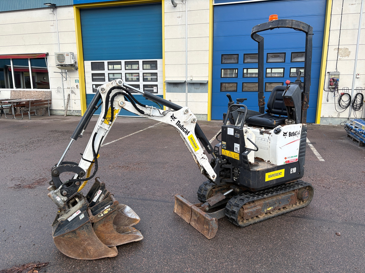 Bobcat E10 - Bager: slika Bobcat E10 - Bager Bobcat E10 - Bager: slika Bobcat E10 - Bager