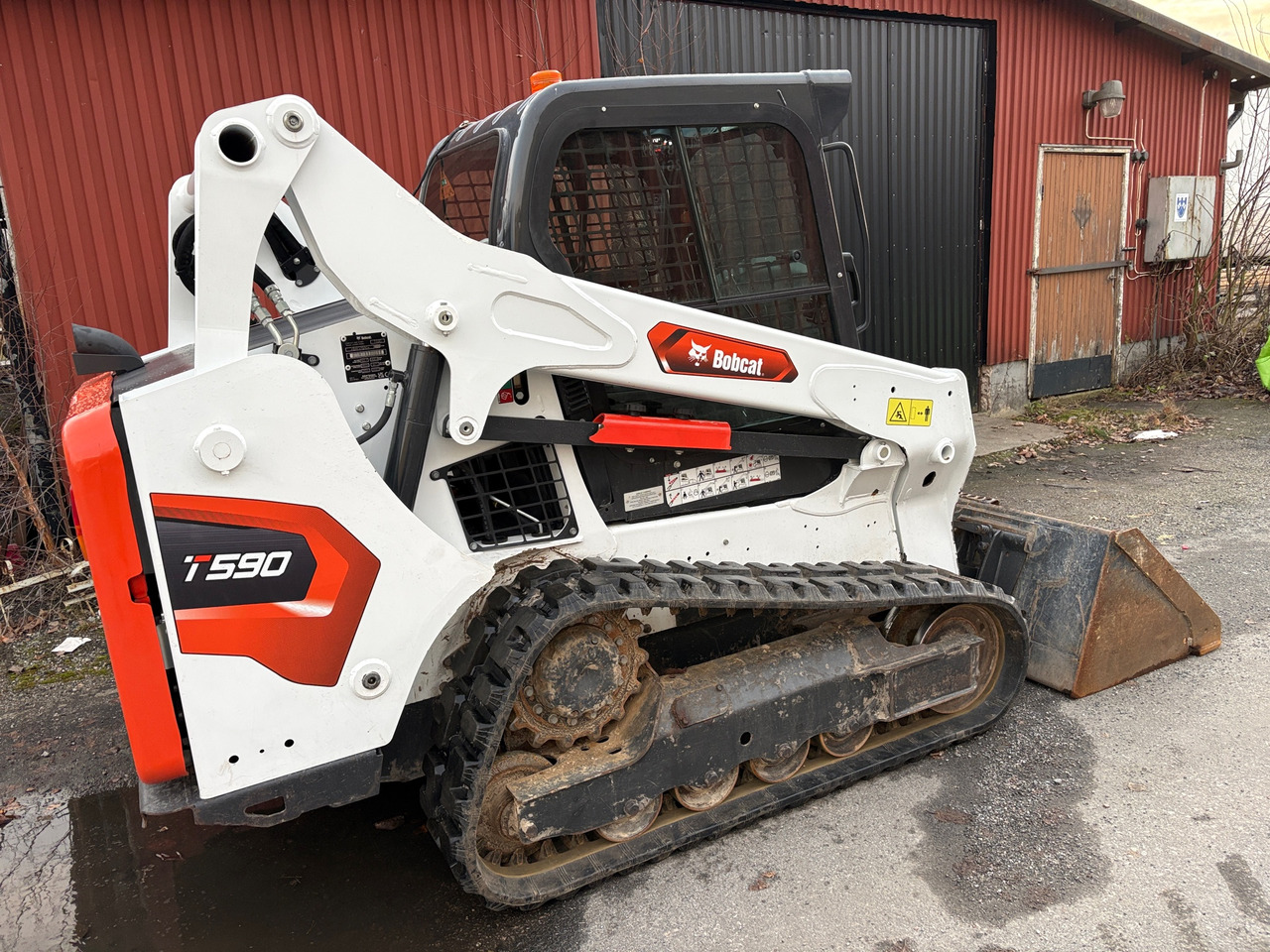 Bobcat T590 - Kompaktni utovarivač gusjeničar: slika Bobcat T590 - Kompaktni utovarivač gusjeničar Bobcat T590 - Kompaktni utovarivač gusjeničar: slika Bobcat T590 - Kompaktni utovarivač gusjeničar