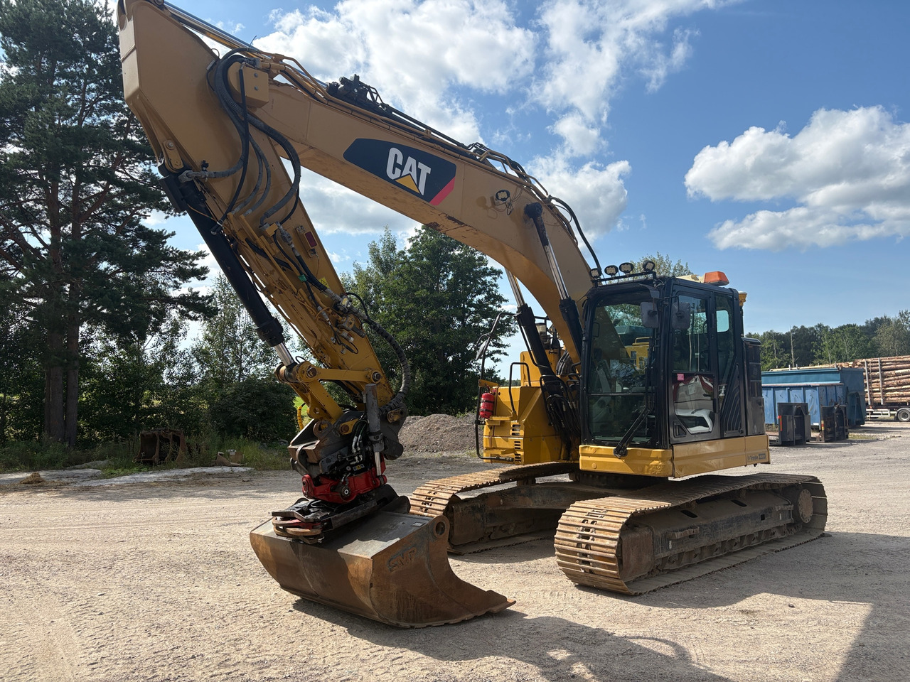 CAT 325FLCR - Bager: slika CAT 325FLCR - Bager CAT 325FLCR - Bager: slika CAT 325FLCR - Bager