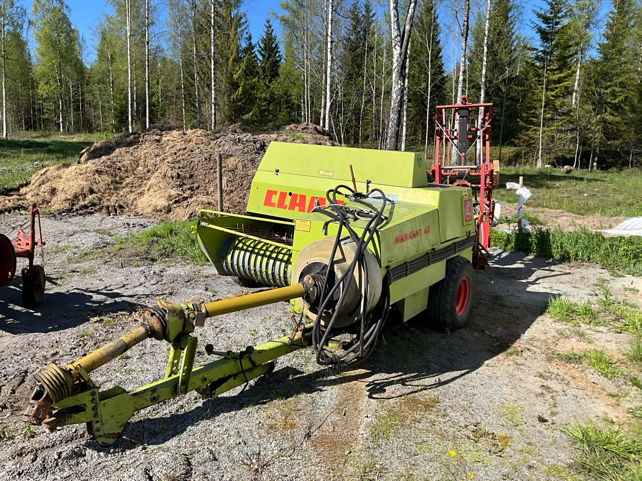 Claas Markant 40 - Rolo balirka: slika Claas Markant 40 - Rolo balirka Claas Markant 40 - Rolo balirka: slika Claas Markant 40 - Rolo balirka