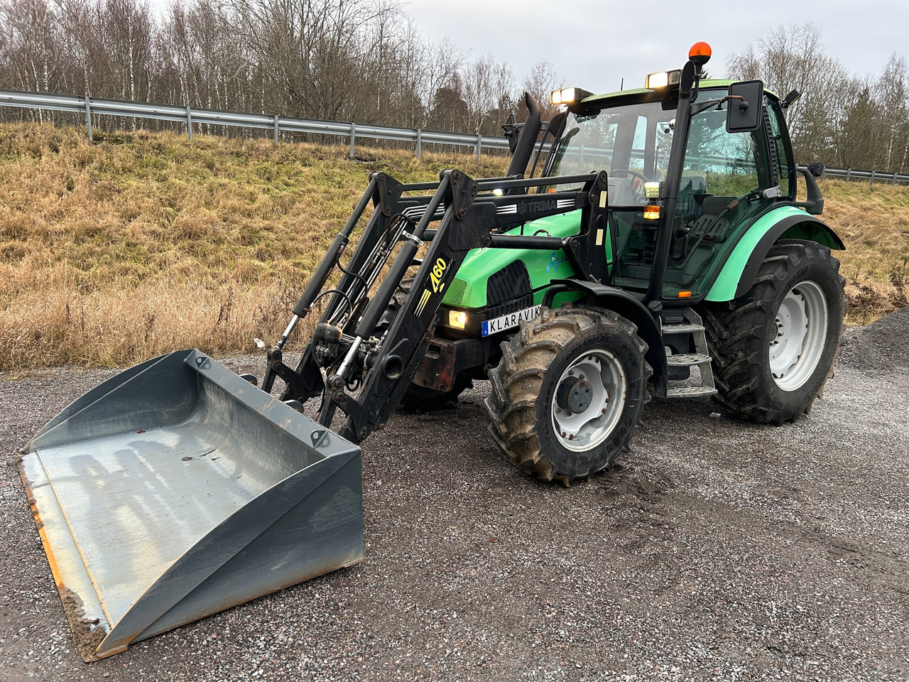 Deutz-Fahr Agrotron 85 - Traktor: slika Deutz-Fahr Agrotron 85 - Traktor Deutz-Fahr Agrotron 85 - Traktor: slika Deutz-Fahr Agrotron 85 - Traktor