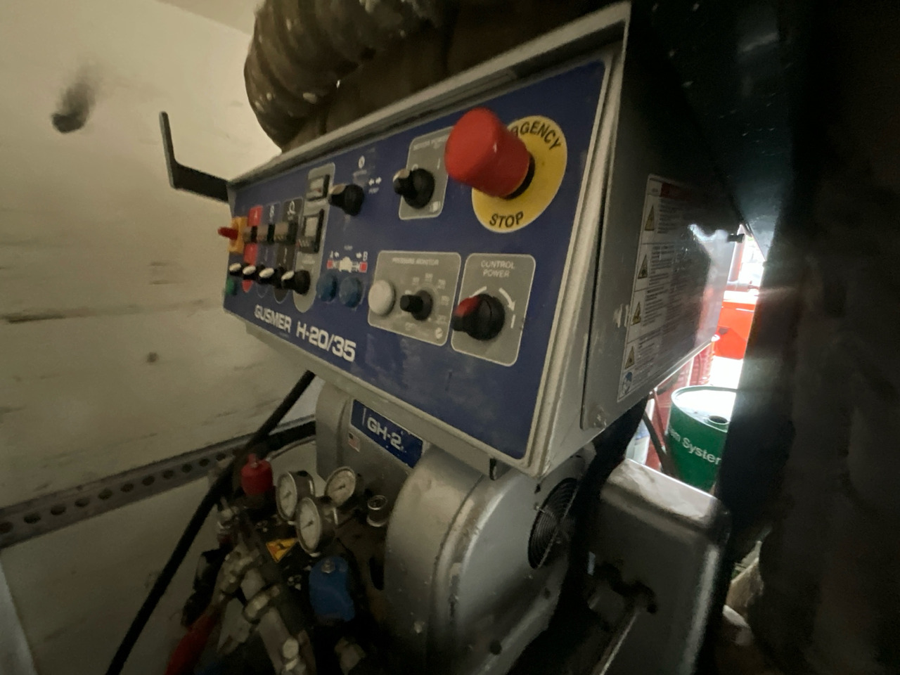 Gusmer H-20/30 - Građevinska oprema: slika Gusmer H-20/30 - Građevinska oprema Gusmer H-20/30 - Građevinska oprema: slika Gusmer H-20/30 - Građevinska oprema