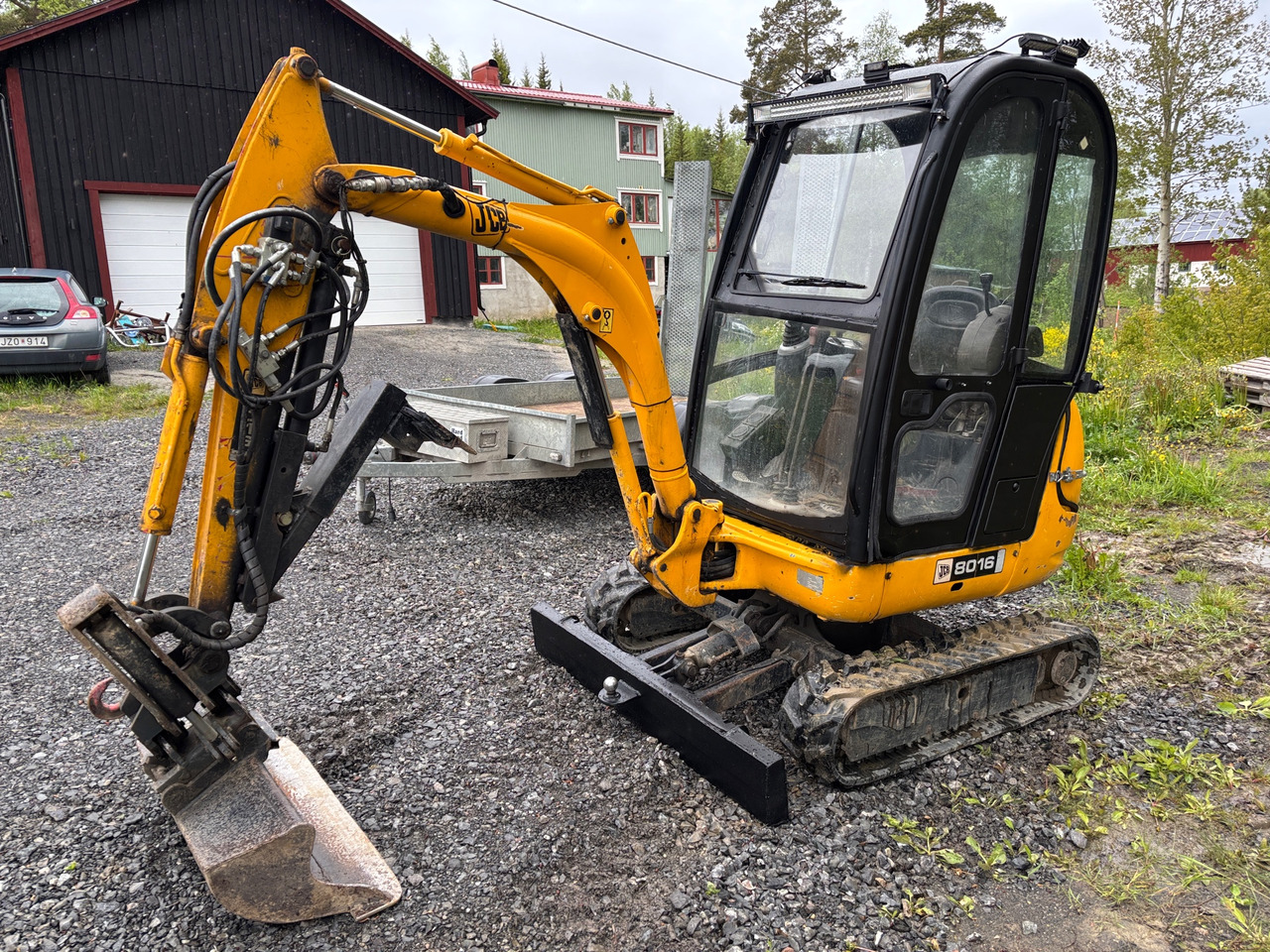 JCB 8016 - Bager: slika JCB 8016 - Bager JCB 8016 - Bager: slika JCB 8016 - Bager