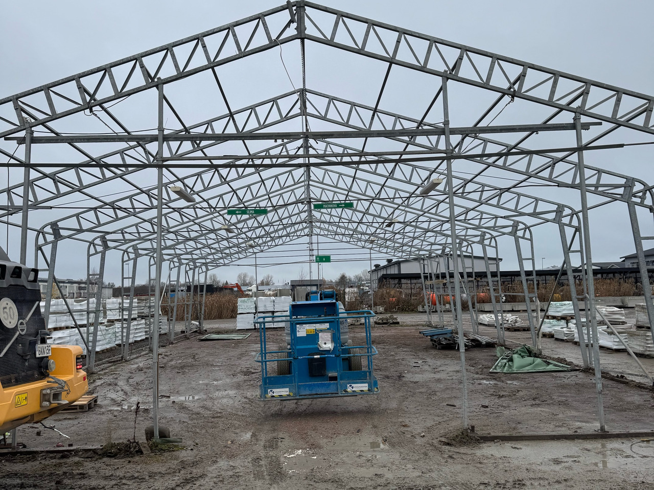 Jonsereds - Građevinska oprema: slika Jonsereds - Građevinska oprema Jonsereds - Građevinska oprema: slika Jonsereds - Građevinska oprema