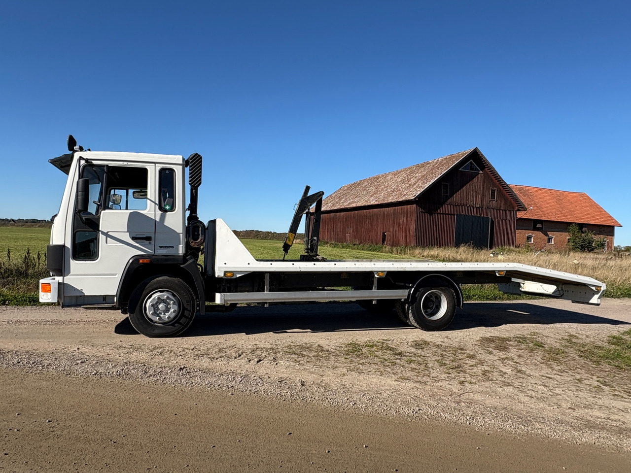 Volvo FL 6L42R - Kamion: slika Volvo FL 6L42R - Kamion Volvo FL 6L42R - Kamion: slika Volvo FL 6L42R - Kamion