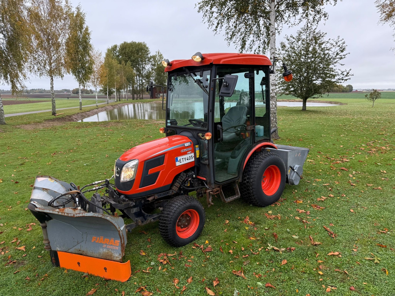 Kioti CK2810 HST - Traktor: slika Kioti CK2810 HST - Traktor Kioti CK2810 HST - Traktor: slika Kioti CK2810 HST - Traktor