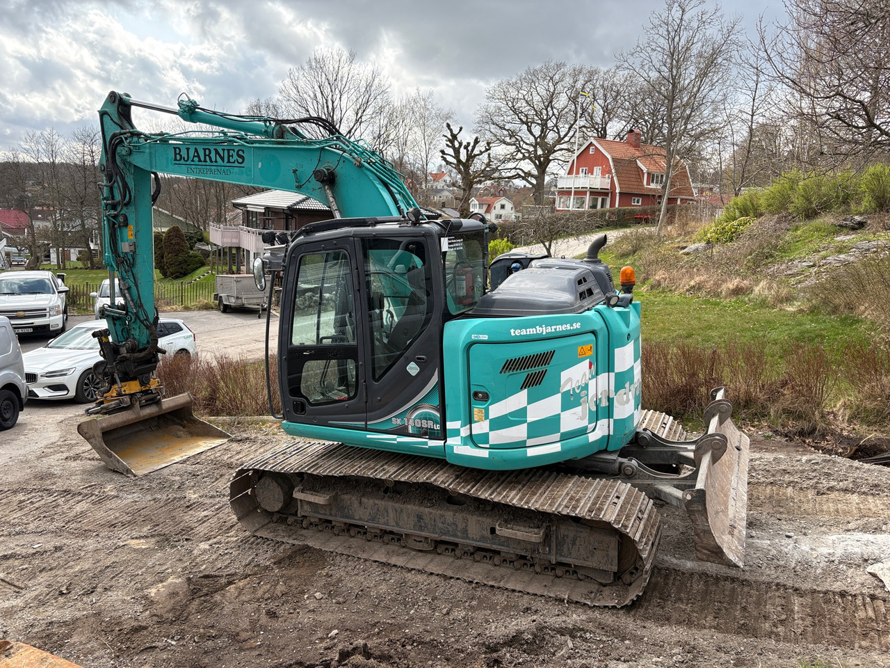 Kobelco SK140SRLC-5 - Bager: slika Kobelco SK140SRLC-5 - Bager Kobelco SK140SRLC-5 - Bager: slika Kobelco SK140SRLC-5 - Bager