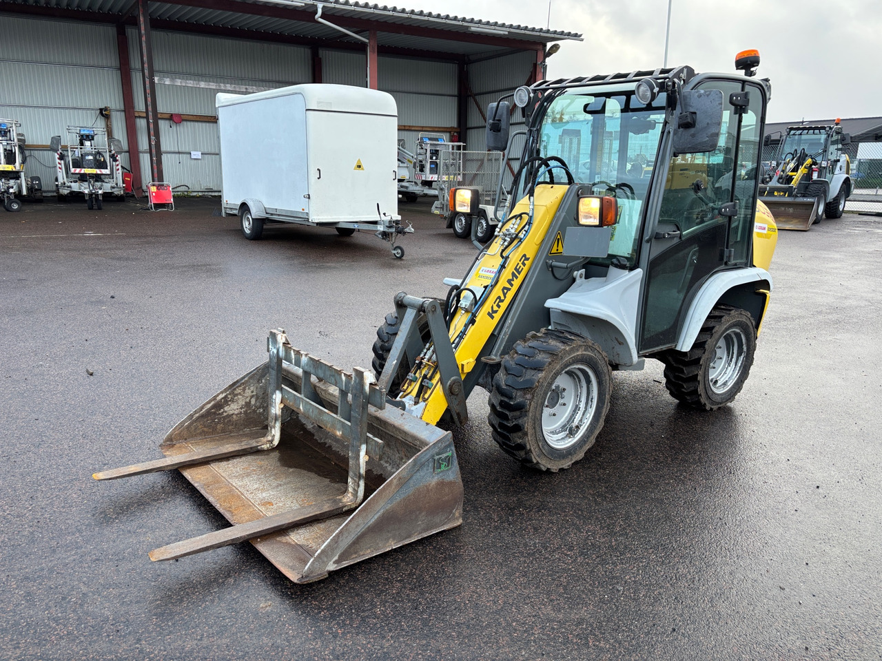 Kramer 5035 - Utovarivač na kotačima: slika Kramer 5035 - Utovarivač na kotačima Kramer 5035 - Utovarivač na kotačima: slika Kramer 5035 - Utovarivač na kotačima